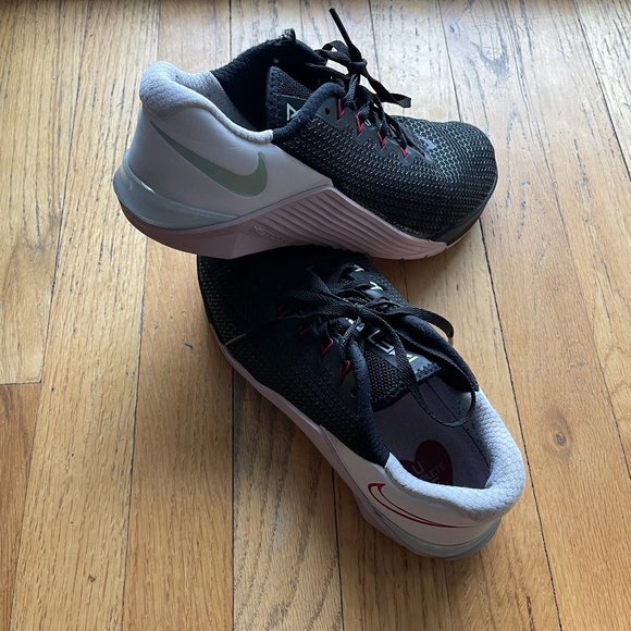 Nike Shoes - Nike Metcon 5 Crossfit Trainer Black/Pink Sz 7.5